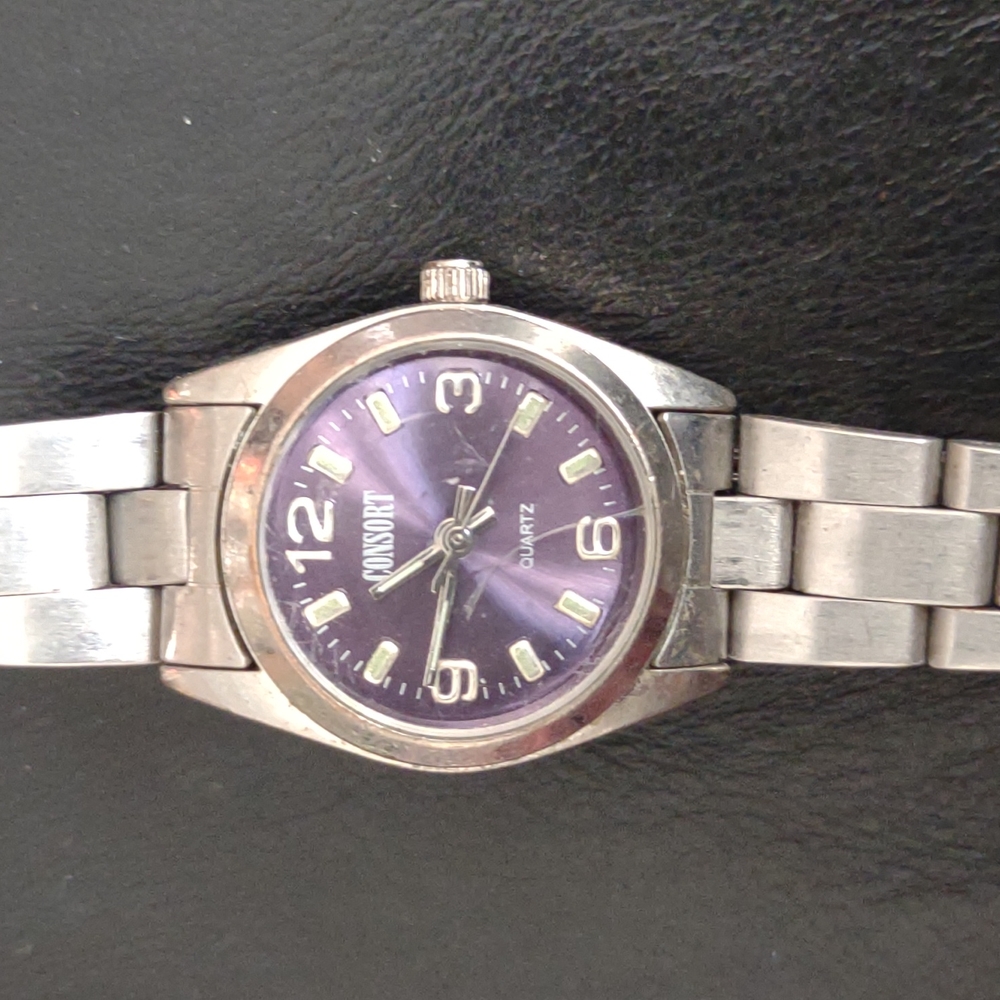 ⌚Consort Purple 90s Watch⌚